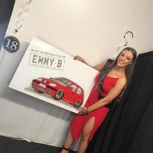 Meet your Posher, Emily